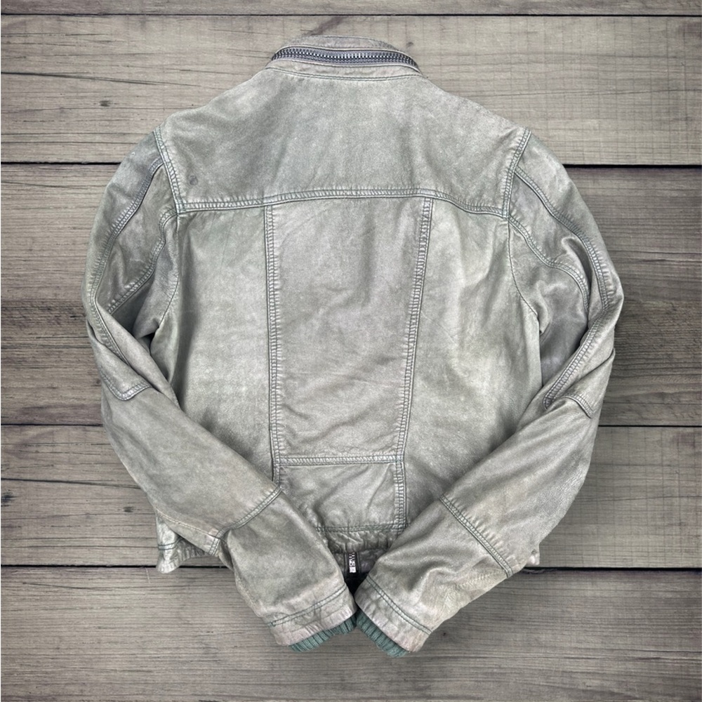 Authentic Leather Jacket - Picture 2 of 5